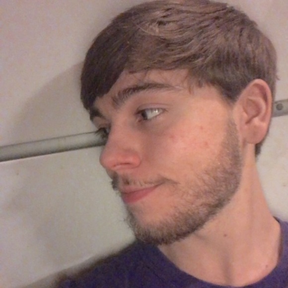 Meet your Posher, Deven - Picture 3 of 8